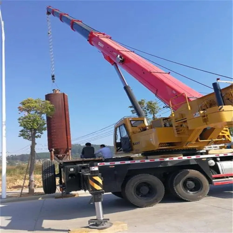 宽城县专业吊车租赁多少钱