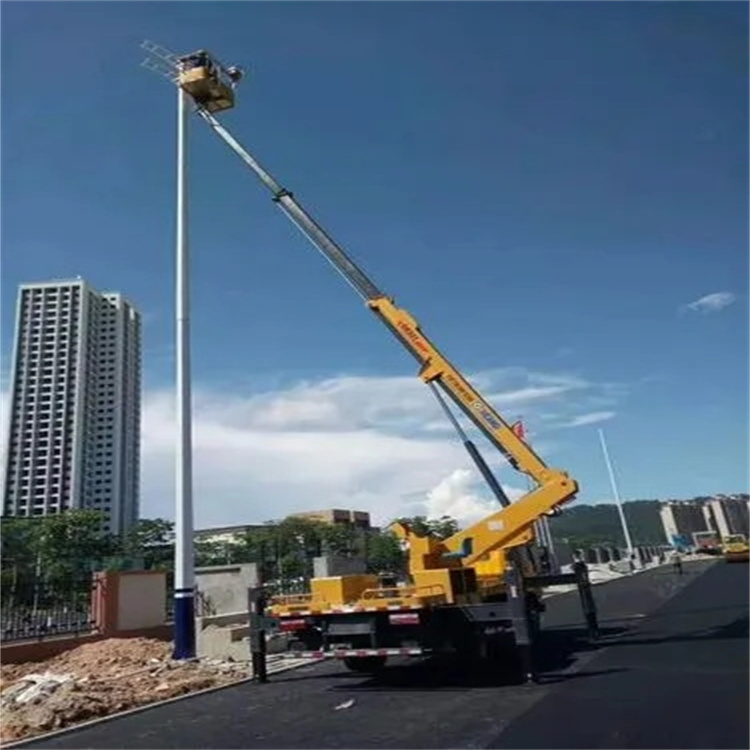 宽城县维修路灯的曲臂升降车出租